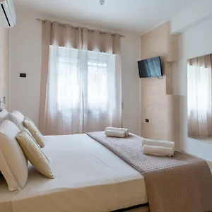 ciao-naples-bb.hotels-amalfi.com/